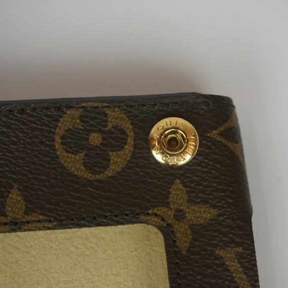 Louis Vuitton Monogram Foldable Ipad Tablet Case - Picture 11 of 16
